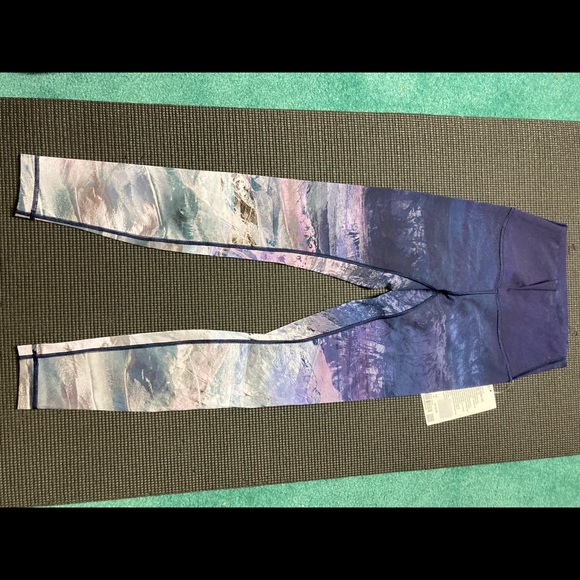 NWT Lululemon Wunder Under HR Tight Luxtreme 28" - Picture 6 of 7